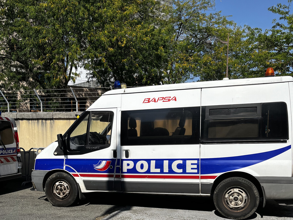 パリのパトカー