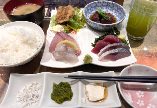 静岡のへそのランチ